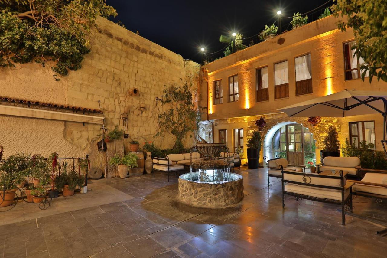 Aja Cappadocia Cave Hotel Urgup Exterior photo